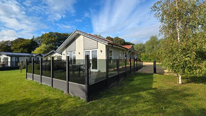 3 Bedroom Lodge For Sale In Fleet, Holbeach, PE12