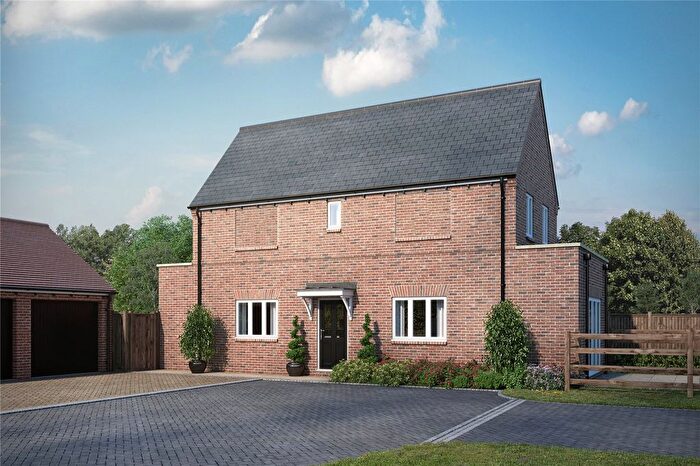 3 Bedroom Detached House For Sale In Rectory Woods, Ickford, Aylesbury, Buckinghamshire, HP18