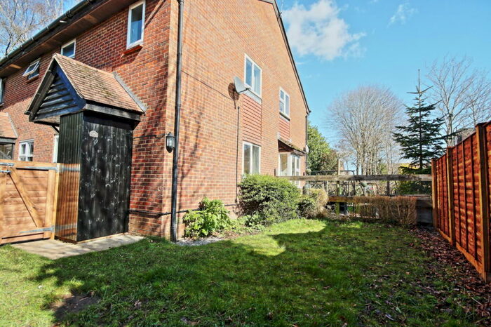 1 Bedroom Semi-Detached House To Rent In Hawkswell Walk, Woking, GU21