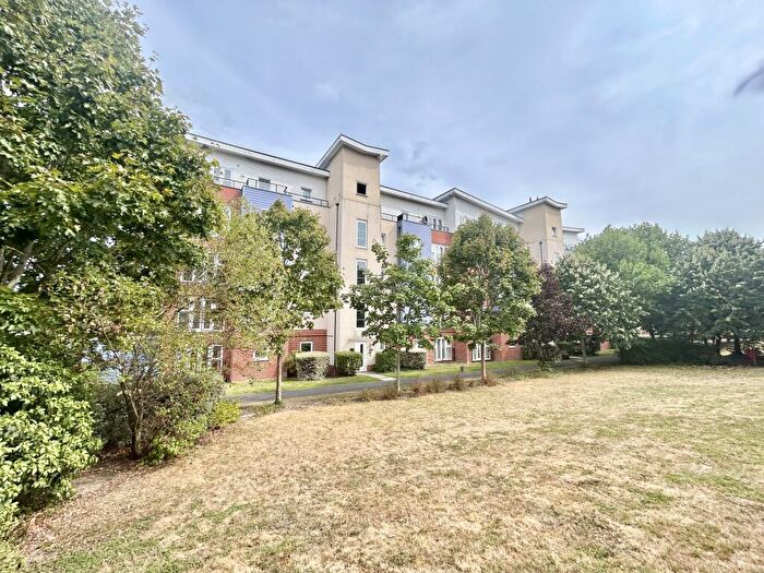 1 Bedroom Apartment To Rent In Alexander Square, Eastleigh, SO50