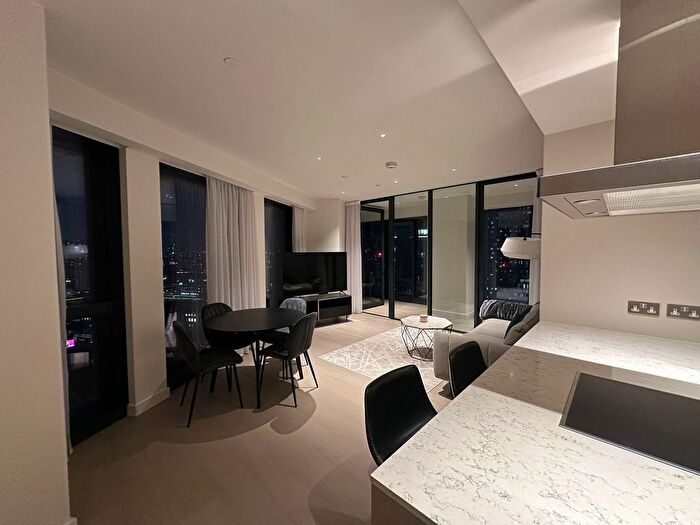 2 Bedroom Flat To Rent In River Park Tower, London, SW8