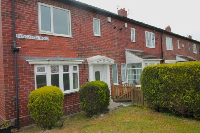 2 Bedroom End Of Terrace House To Rent In Newcastle Road, Simonside, South Shields, NE34