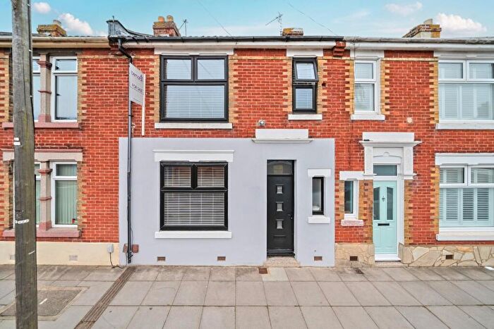 2 Bedroom Terraced House For Sale In Westover Road, Portsmouth, PO3