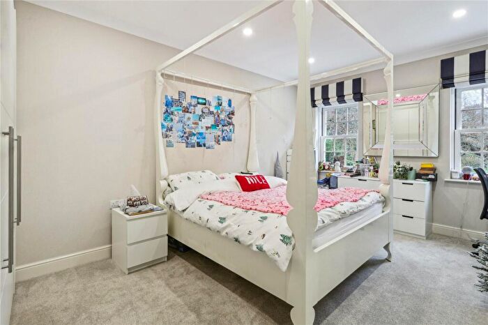 5 Bedroom Detached House For Sale In Burwood Road, Walton-on-Thames, KT12