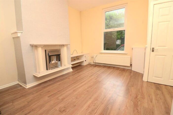 2 Bedroom End Of Terrace House To Rent In Baynes Street, Hoddlesden, Darwen, BB3