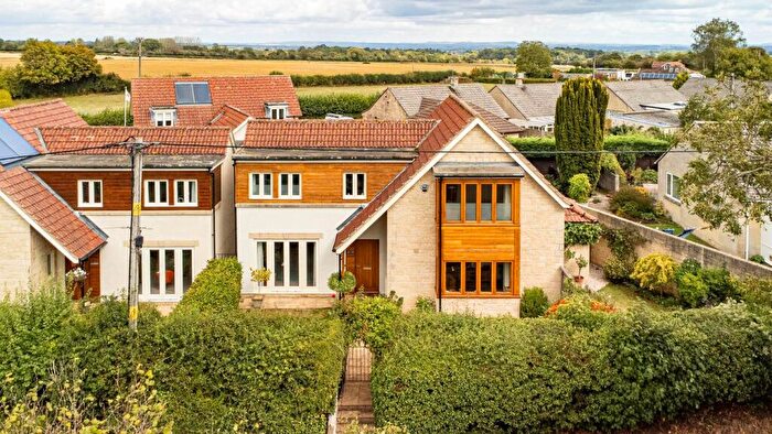 3 Bedroom Detached House For Sale In Frome Road, Norton St Philip, Bath, BA2