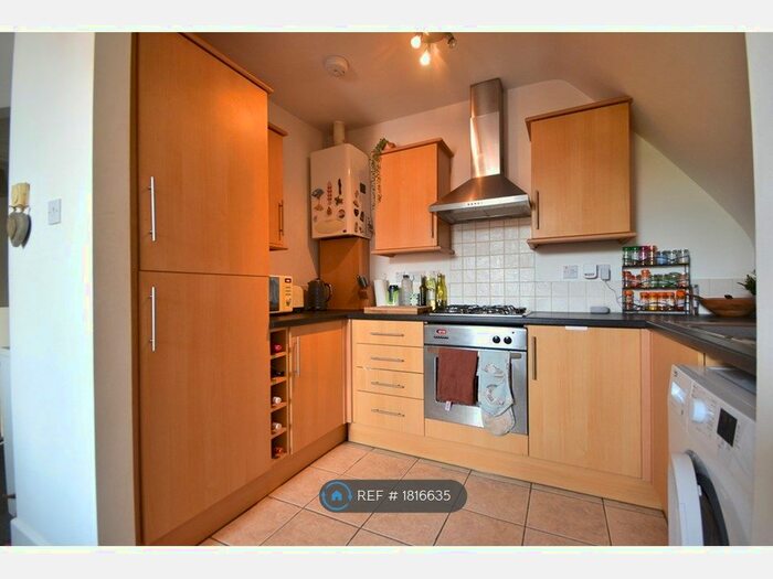 1 Bedroom Flat To Rent In Margate Road, Southsea, PO5