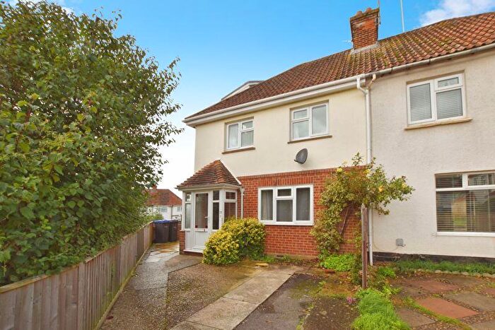 3 Bedroom Semi-Detached House For Sale In Fairfield Road, Salisbury ***No Onward Chain***, SP1