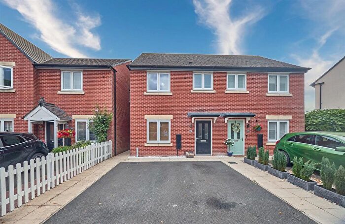 3 Bedroom Semi-Detached House For Sale In Elder Close, Sapcote, LE9