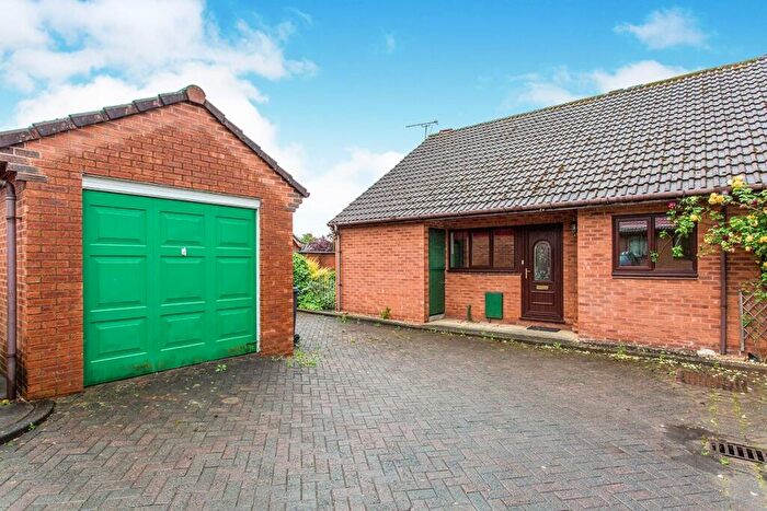 2 Bedroom Bungalow To Rent In St. Anthonys Close, Fulwood, Preston, PR2