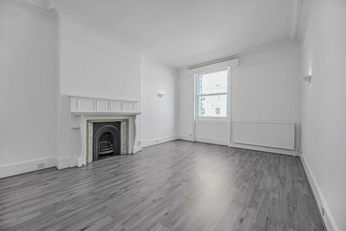 2 Bedroom Flat To Rent In Elvaston Place, London, SW7