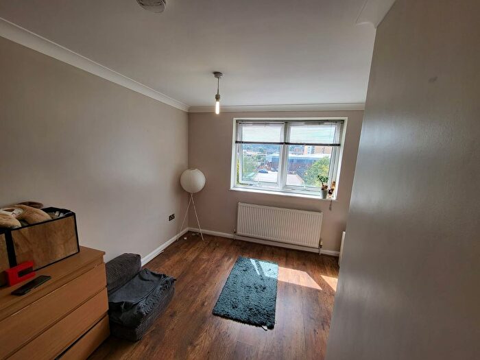 1 Bedroom Flat For Sale In Park Street, Luton, LU1