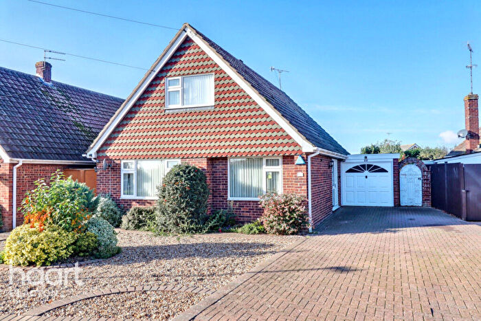 3 Bedroom Detached House For Sale In Richmond Drive, Clacton-On-Sea, CO15