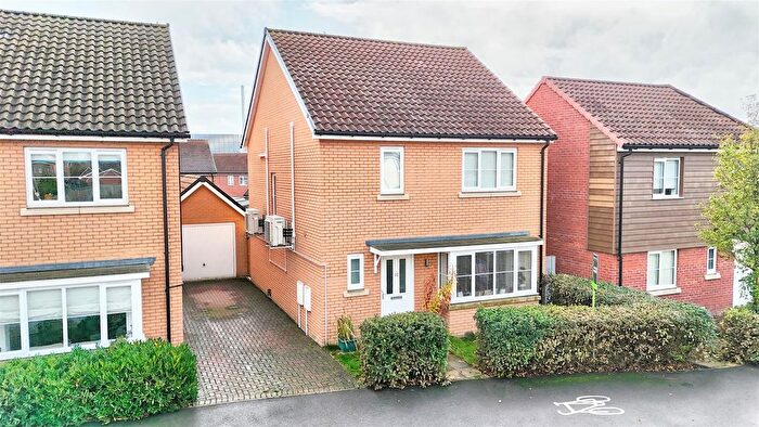 4 Bedroom Detached House For Sale In Portland Way, Great Blakenham, Ipswich, IP6
