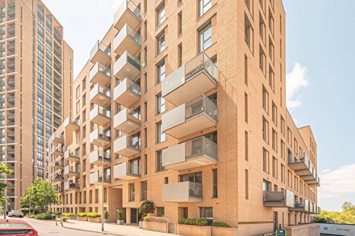 1 Bedroom Flat For Sale In Moorhen Drive, Hendon, London, NW9