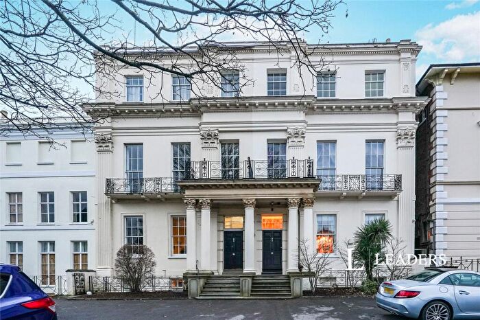 1 Bedroom Flat To Rent In Bath Road, Cheltenham, Gloucestershire, GL53