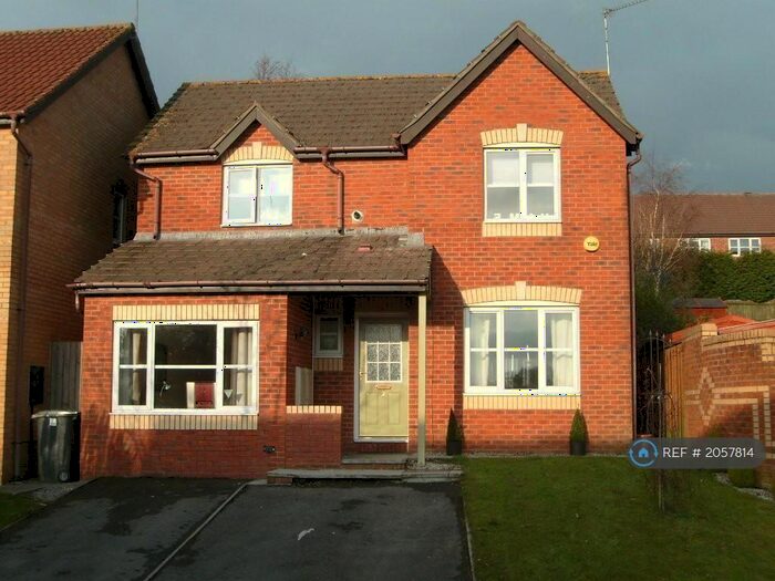3 Bedroom Detached House To Rent In Nasturtium Way, Pontprennau, Cardiff, CF23