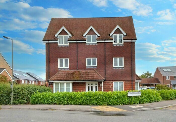 4 Bedroom Town House To Rent In Willbury Road, Farnham, Surrey, GU9