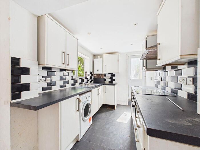 2 Bedroom Terraced House For Sale In Dale Street, Chatham, ME4