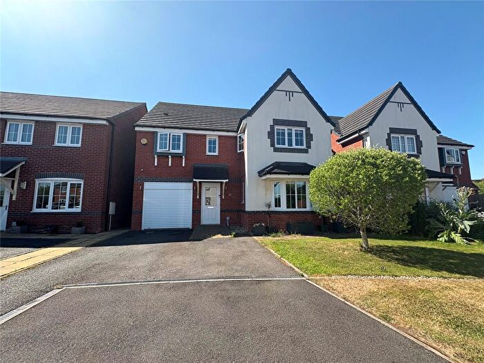 4 Bedroom Detached House For Sale In Rectory Gardens, Alvechurch, Birmingham, Worcestershire, B48