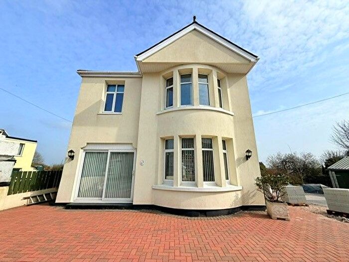3 Bedroom Property To Rent In Roche Road, St. Austell, PL26