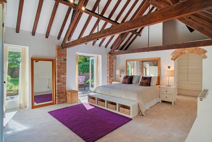 4 Bedroom Barn Conversion To Rent In Station Road, Offenham, Evesham, WR11