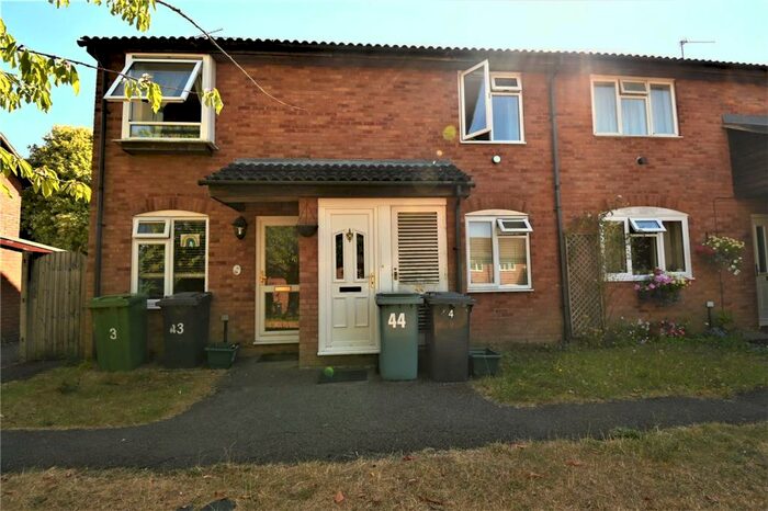 2 Bedroom Apartment To Rent In Cowslip Bank, Lychpit, Basingstoke, RG24