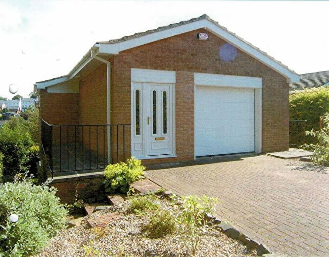 6 Bedroom Detached House To Rent In Archery Rise, Durham, DH1