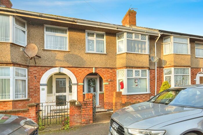 3 Bedroom Terraced House For Sale In Cartwright Road, Northampton, NN2