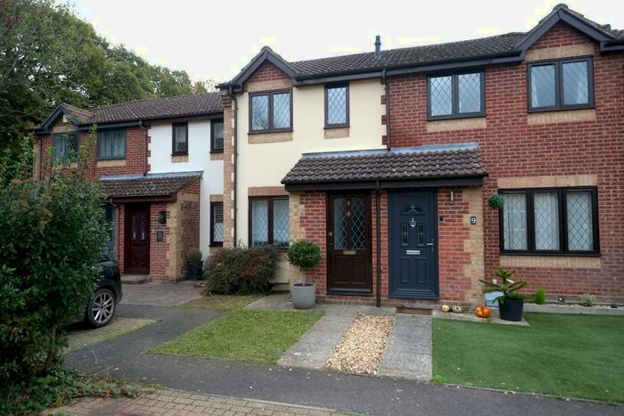 2 Bedroom Terraced House To Rent In Spindlewood Way, SO40