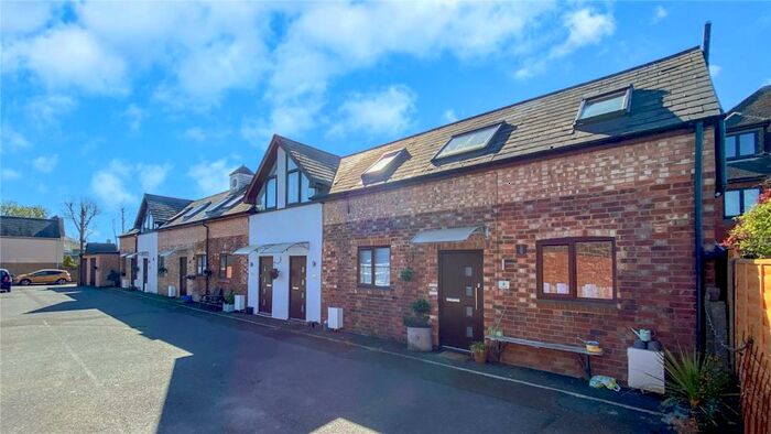 1 Bedroom Terraced House To Rent In Sherborne Road, Farnborough, GU14