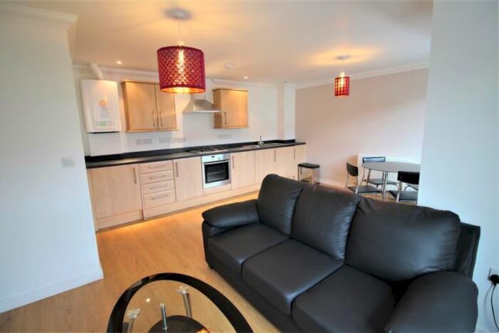 1 Bedroom Flat To Rent In College Road, London, NW10