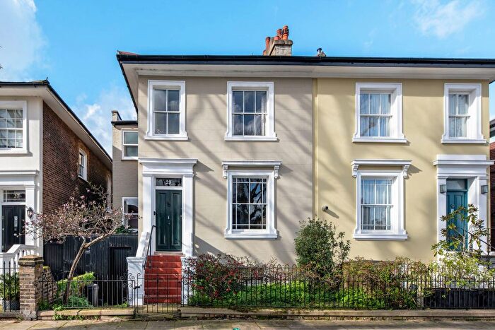 5 Bedroom Property For Sale In Addison Avenue, Holland Park, W11