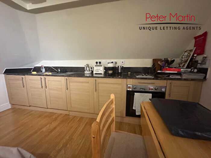 Apartment To Rent In Rosslyn Hill, Belsize Park, NW3