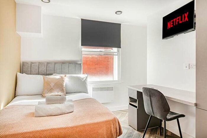 5 Bedroom Flat To Rent In Bridlesmith Gate, Nottingham, NG1