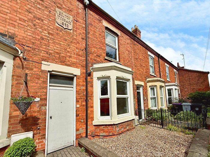 5 Bedroom Terraced House For Sale In Manthorpe Road, Grantham, NG31
