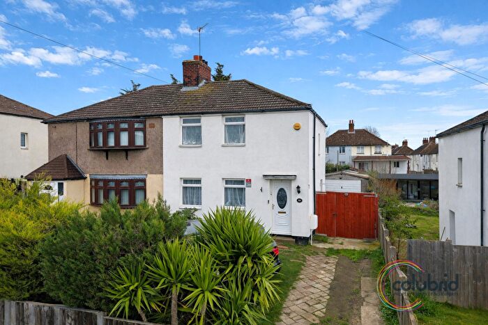 3 Bedroom Semi Detached House For Sale In Second Avenue, Grays, RM20