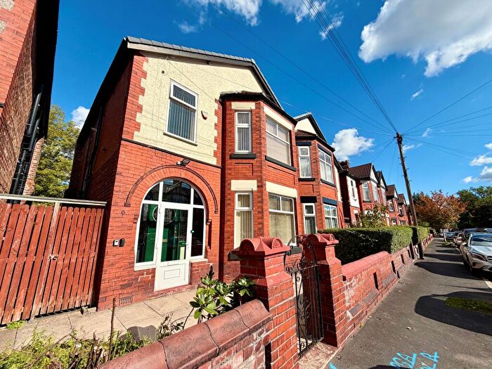 4 Bedroom House To Rent In Milverton Road, M14