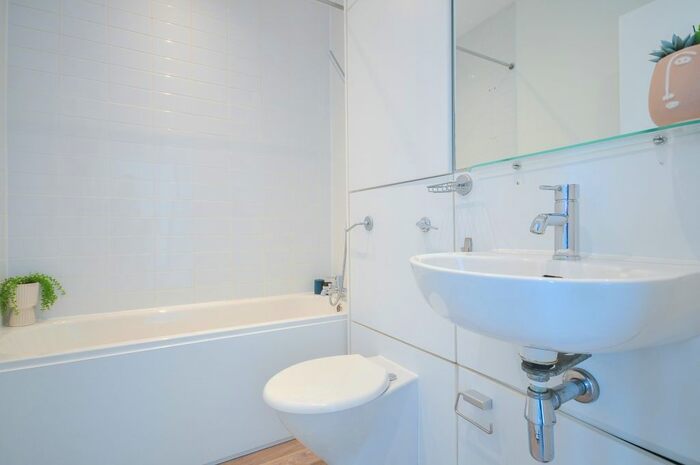 1 Bedroom Flat To Rent In Aytoun Street, Manchester, M1