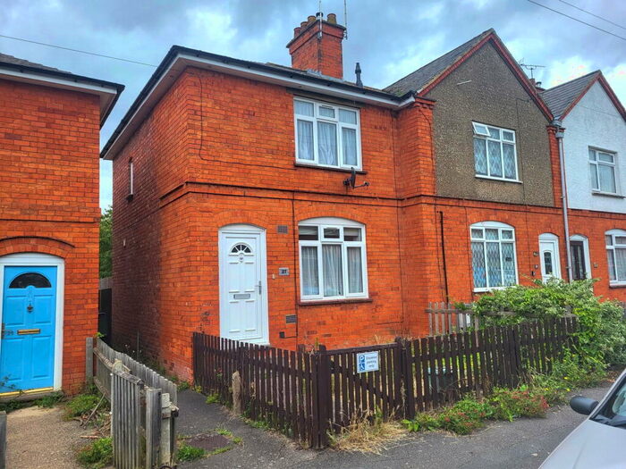 2 Bedroom Semi-Detached House To Rent In Trafford Road, Rushden, NN10