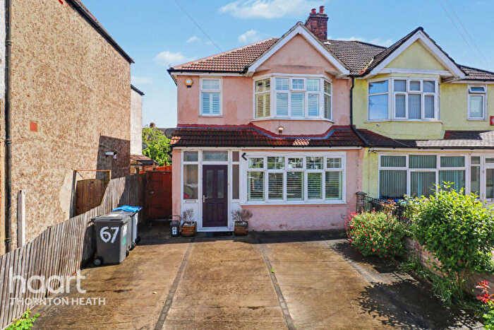 3 Bedroom Semi Detached House For Sale In Broughton Road, Thornton Heath, CR7