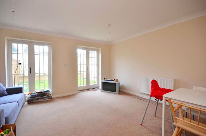 3 Bedroom End Of Terrace House To Rent In Barry Road, East Dulwich, East Dulwich, SE22