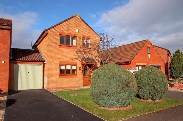 3 Bedroom Detached House To Rent In Nunney Close, Burnham-On-Sea, TA8