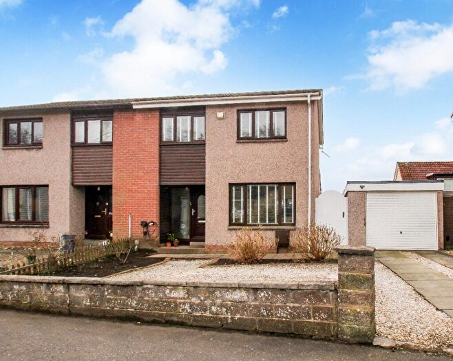 3 Bedroom Semi Detached House For Sale In Knowehead Road, Crossford, KY12