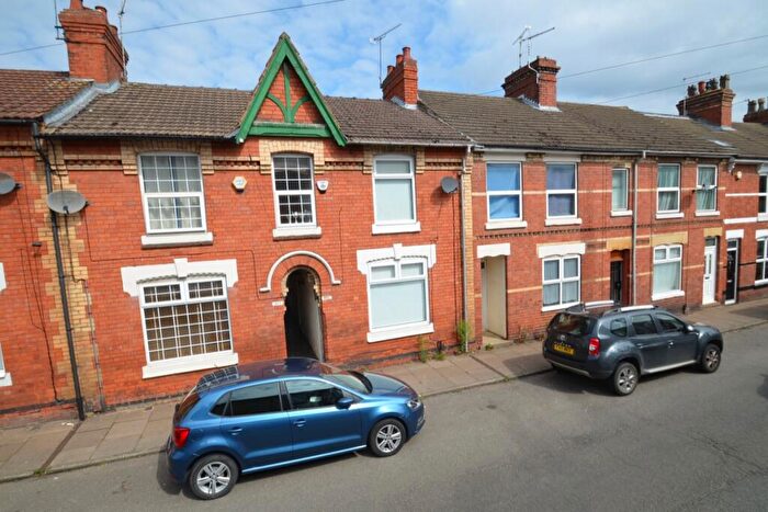 2 Bedroom Terraced House To Rent In Regent Street, Kettering, Northamptonshire, NN16