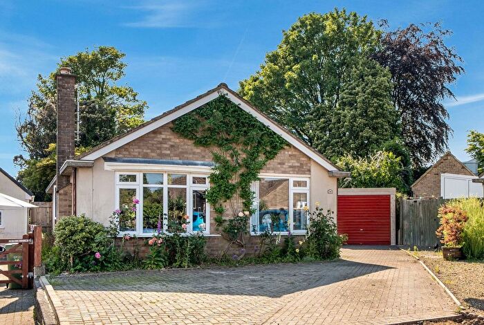 3 Bedroom Bungalow For Sale In Down View, Chalford Hill, Stroud, GL6
