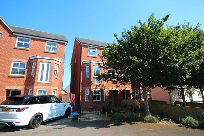 4 Bedroom Semi-Detached House For Sale In Charolais Drive, Bridgwater, TA6