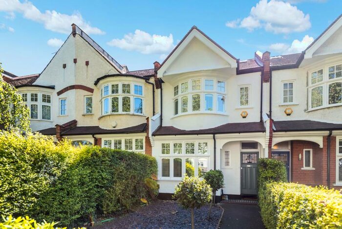 4 Bedroom Terraced House To Rent In Lordship Lane East Dulwich, SE22