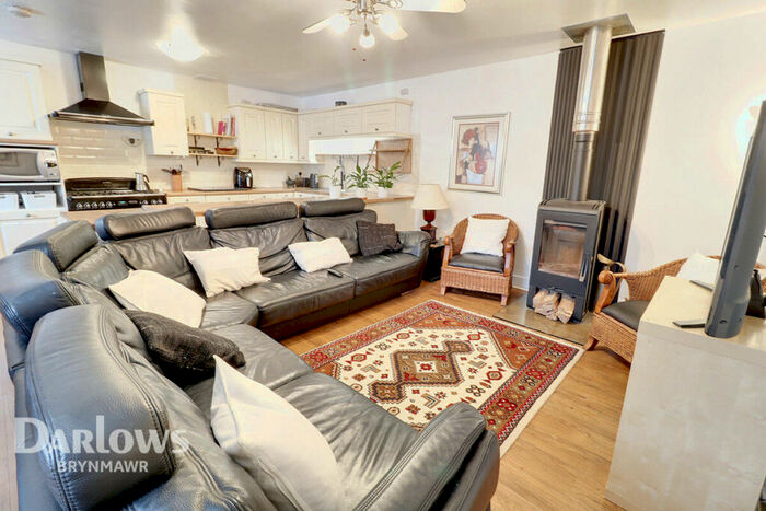 4 Bedroom Detached House For Sale In Ty Bryn Road, Abertillery, NP13