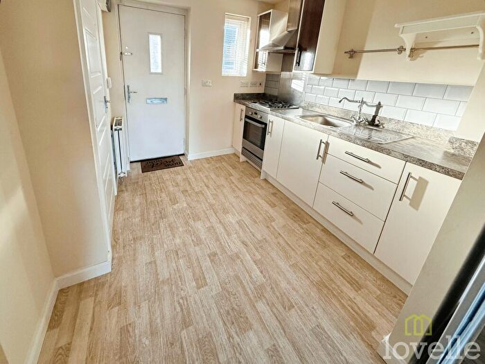 2 Bedroom End Of Terrace House To Rent In Sunningdale Way, Gainsborough, DN21